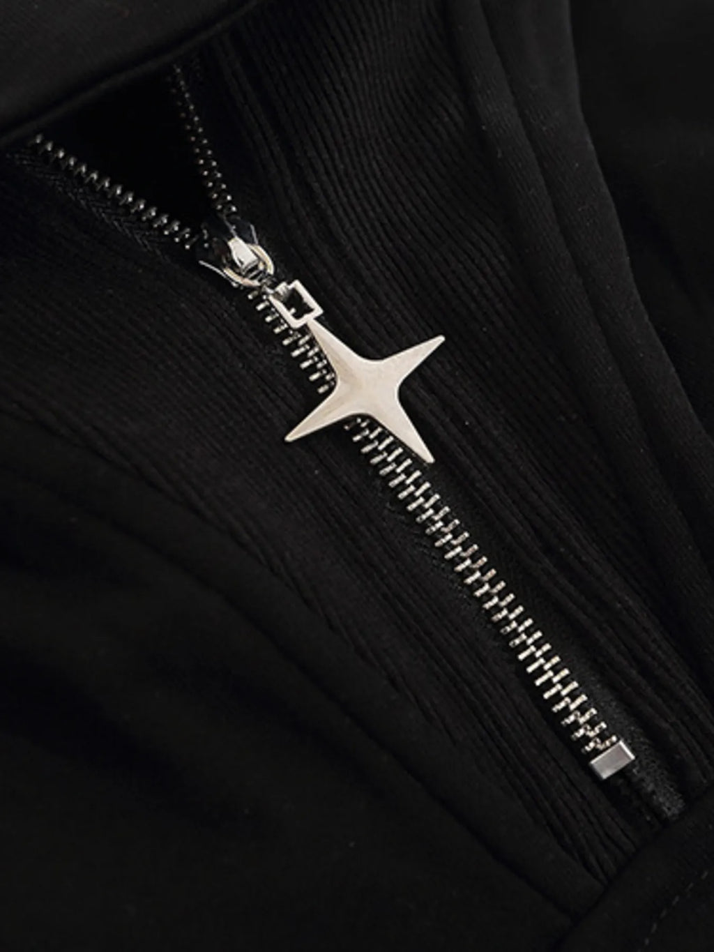 4103f6e6baf647e1a7d64f35bdeedb84-Max-Origin